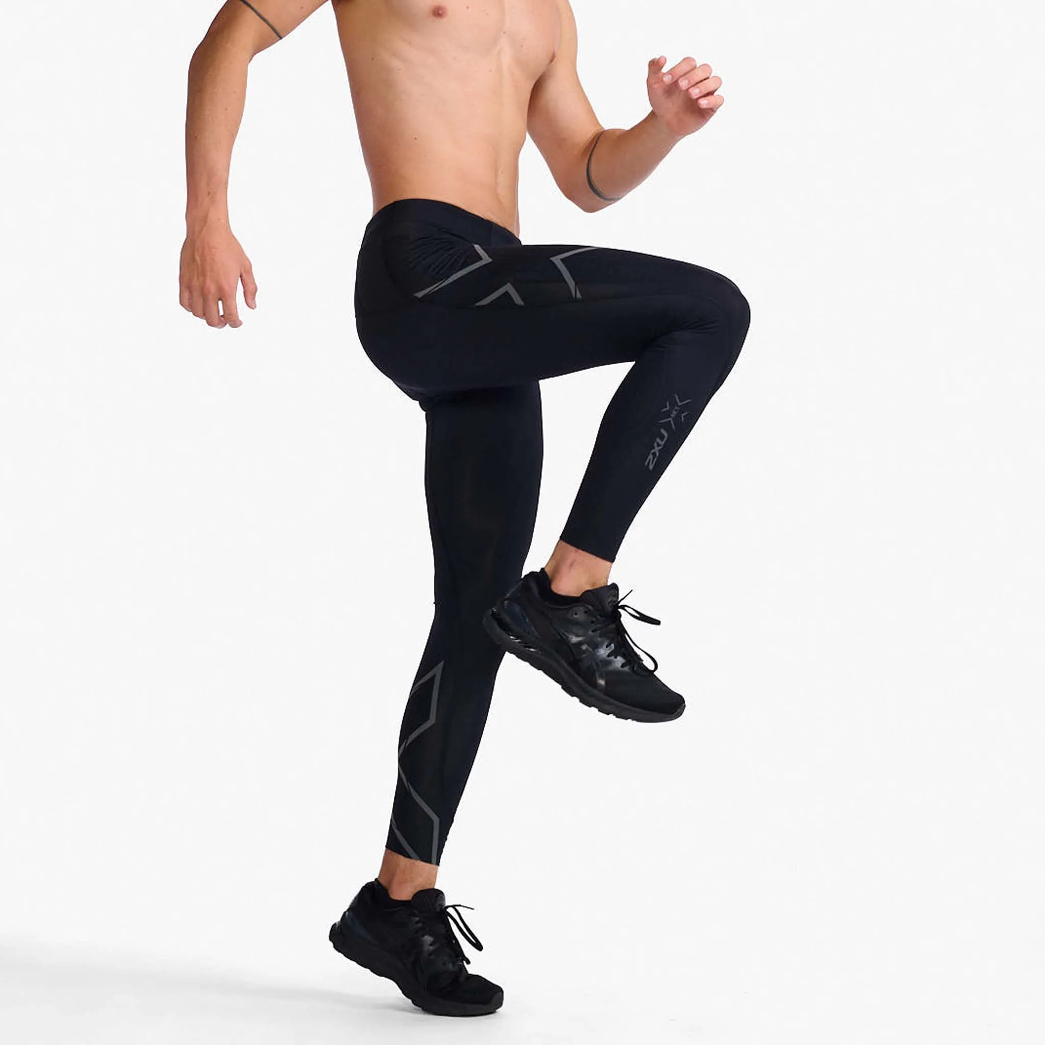 2XU | Men's Light Speed Compression Tights - Black