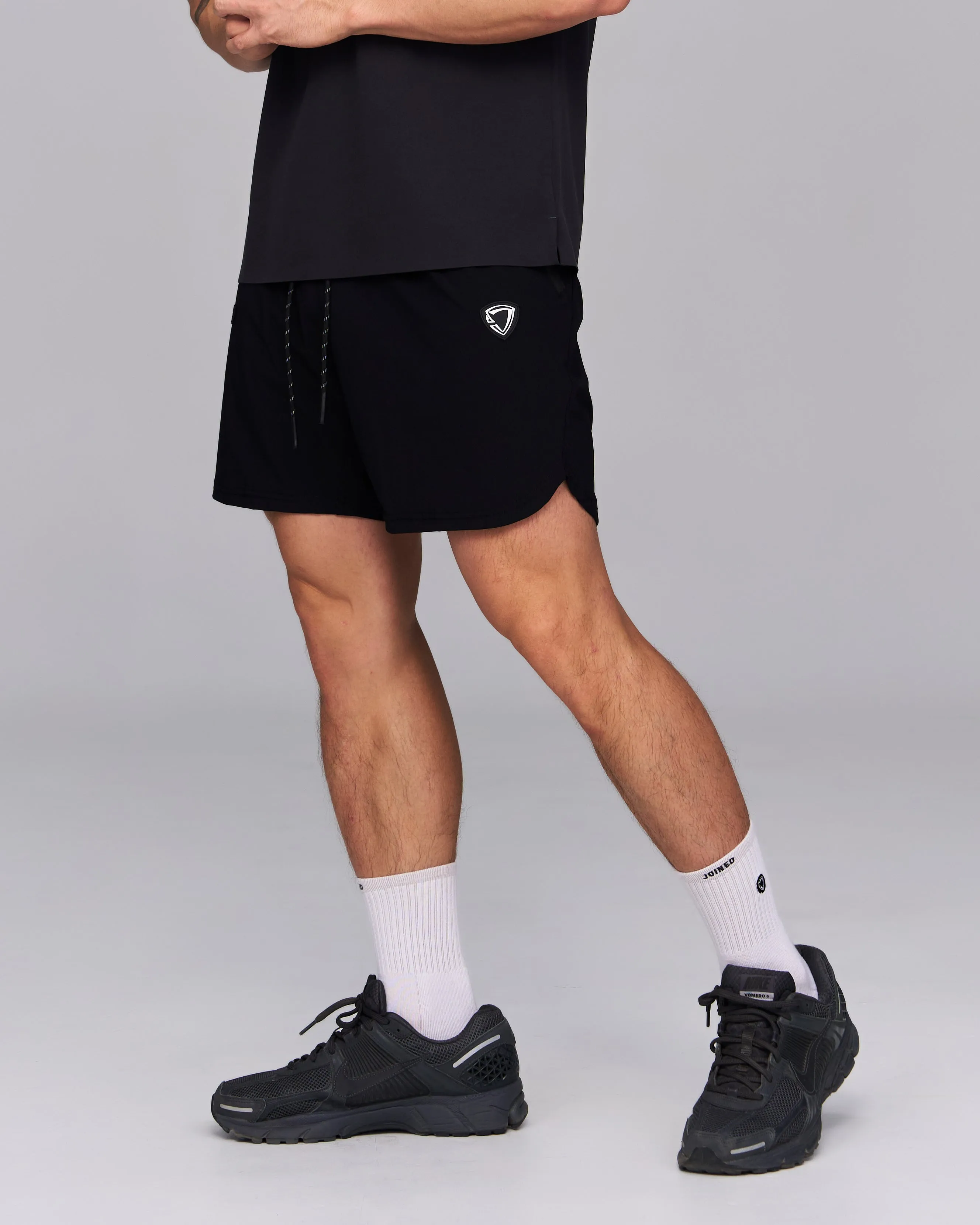 7'' Curved hem Stretch Shorts