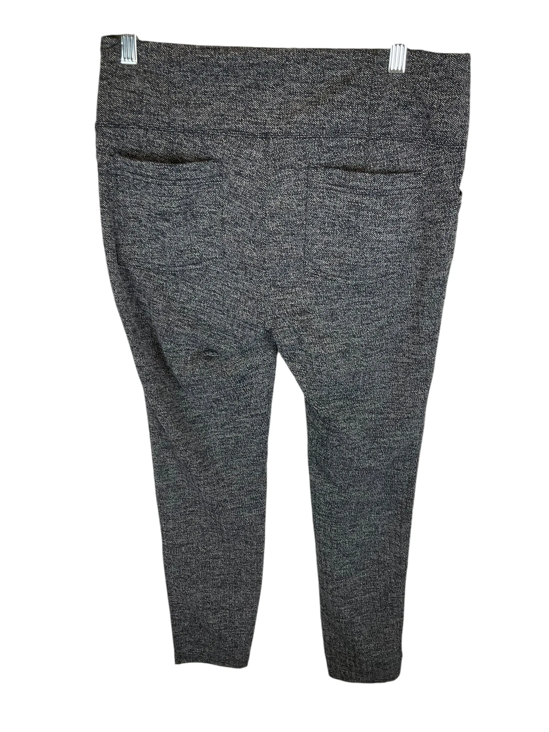 Athletic Pants By Athleta In Grey, Size: L