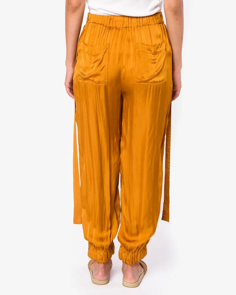 Decon Tuxedo Pant in Goldenrod