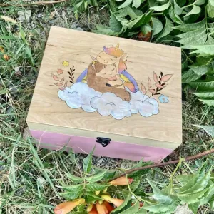 Handcrafted Wooden Treasure Box - Elegant Storage & Decor