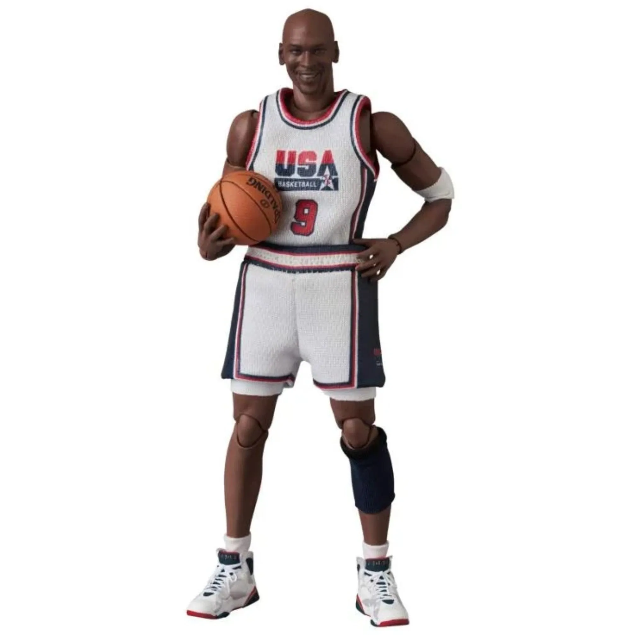 MAFEX #132 Michael Jordan (1992 Team USA)