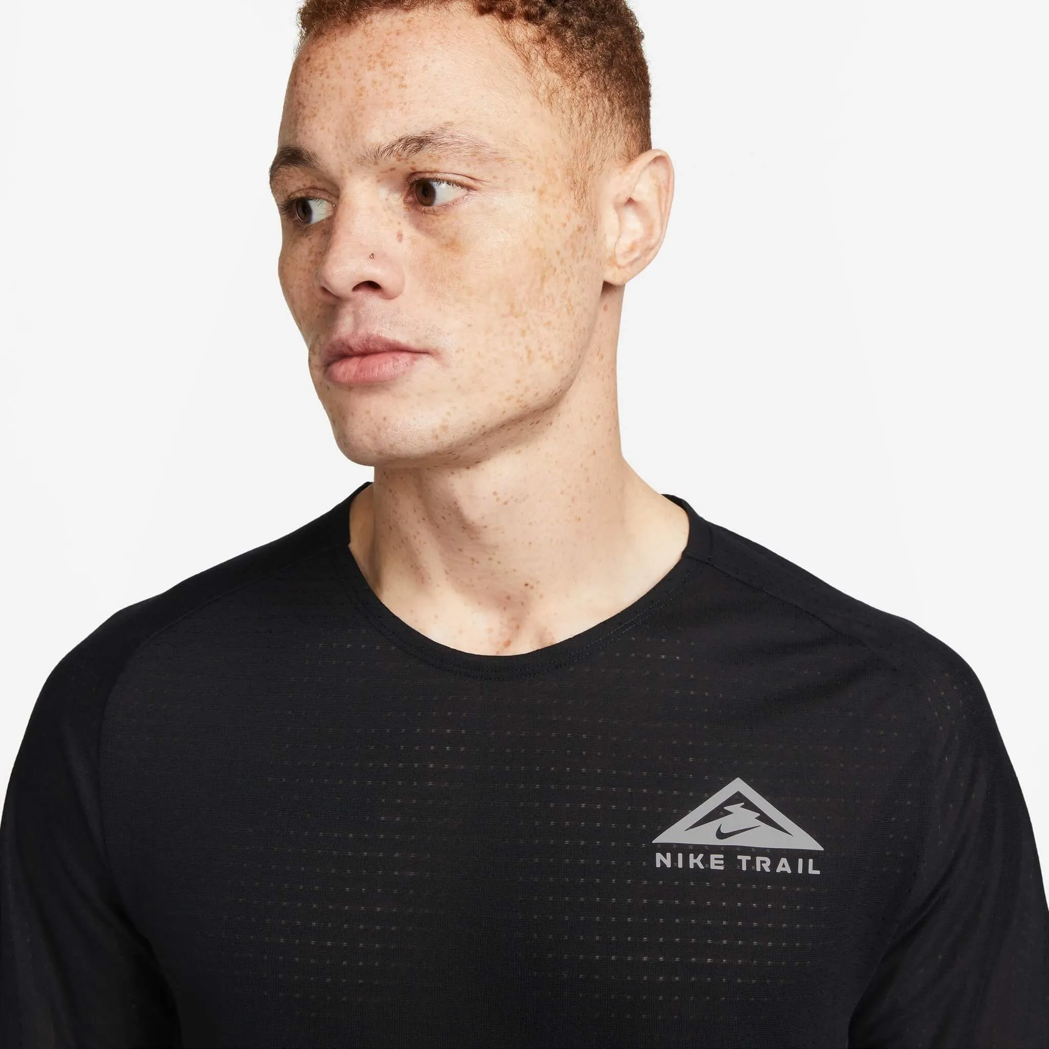 Nike | Men's Trail Solar Chase Dri-FIT Short-Sleeve Running Top