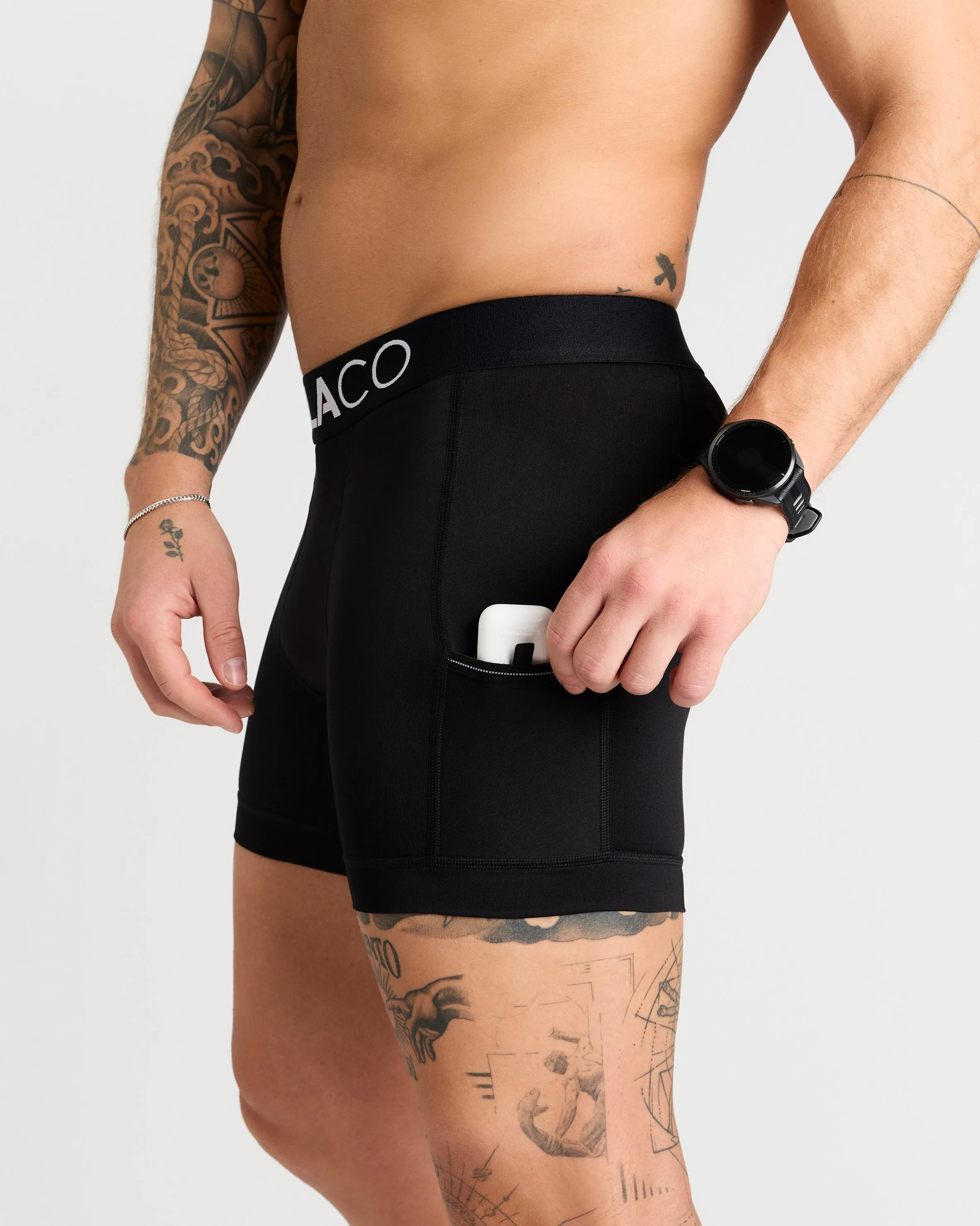 North Moore Short in Black