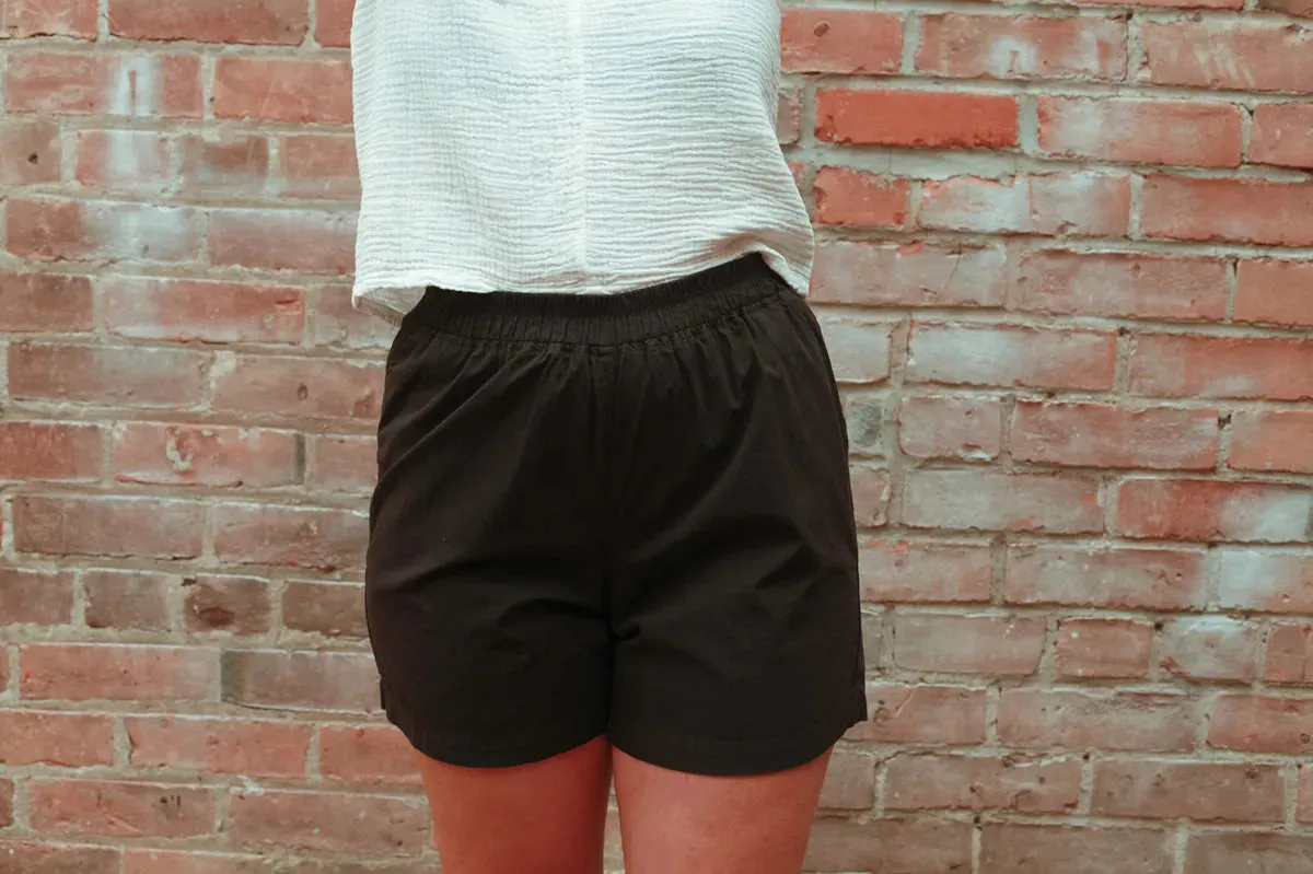 Organic Poplin Shorts in Black