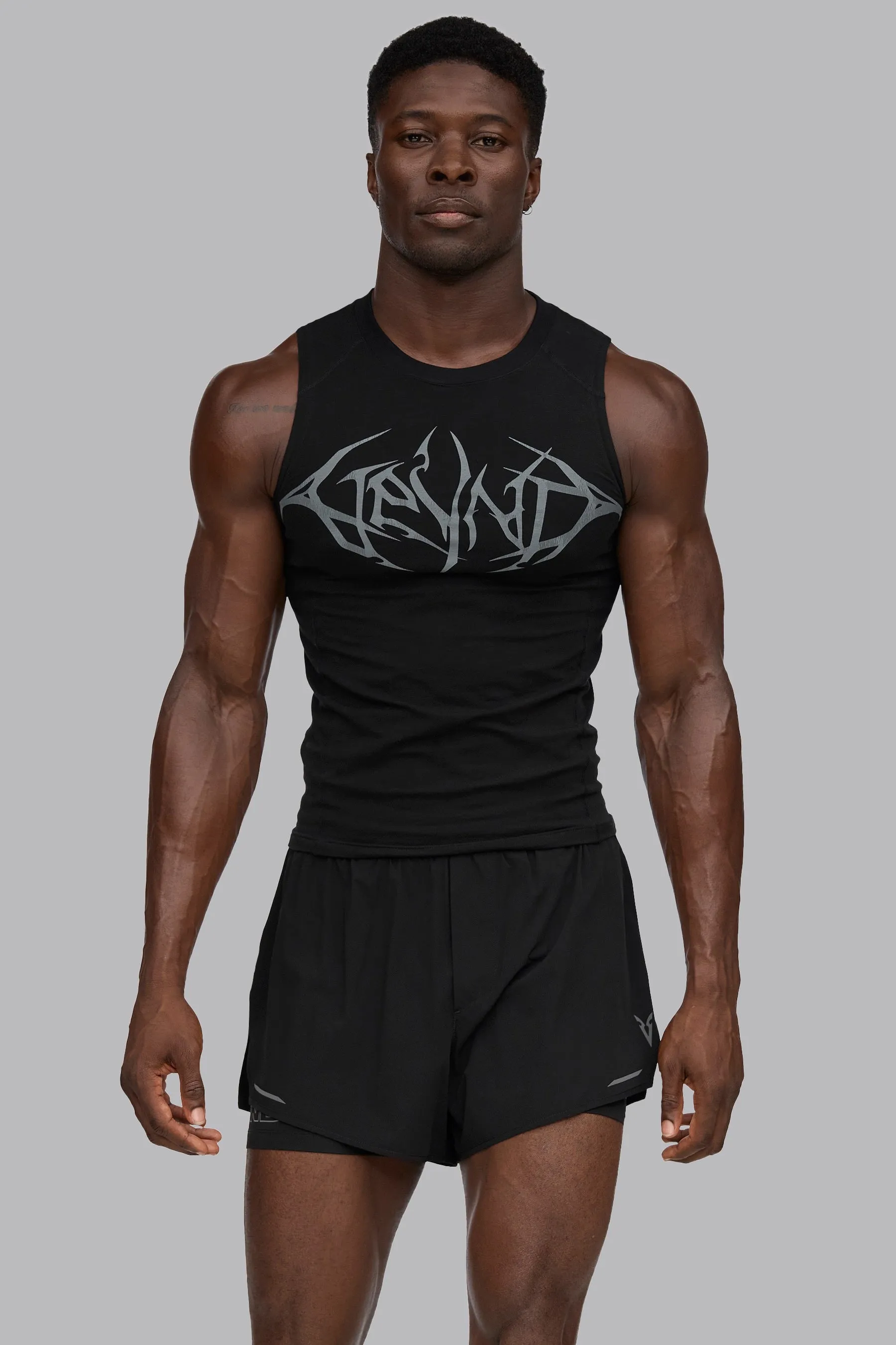 V_BUILD GRAPHIC TANK - Black