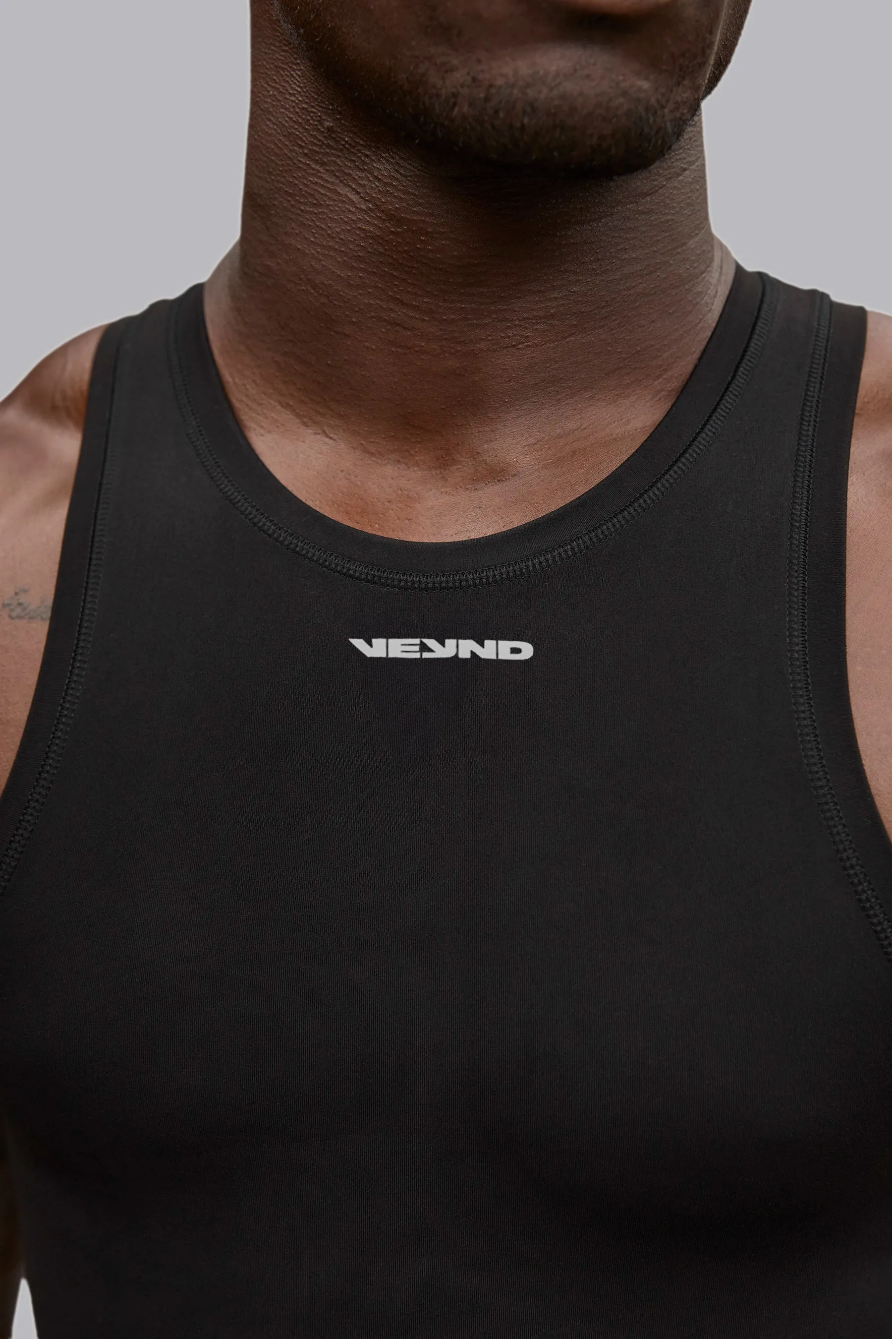 V_SCULPT® TANK - Black